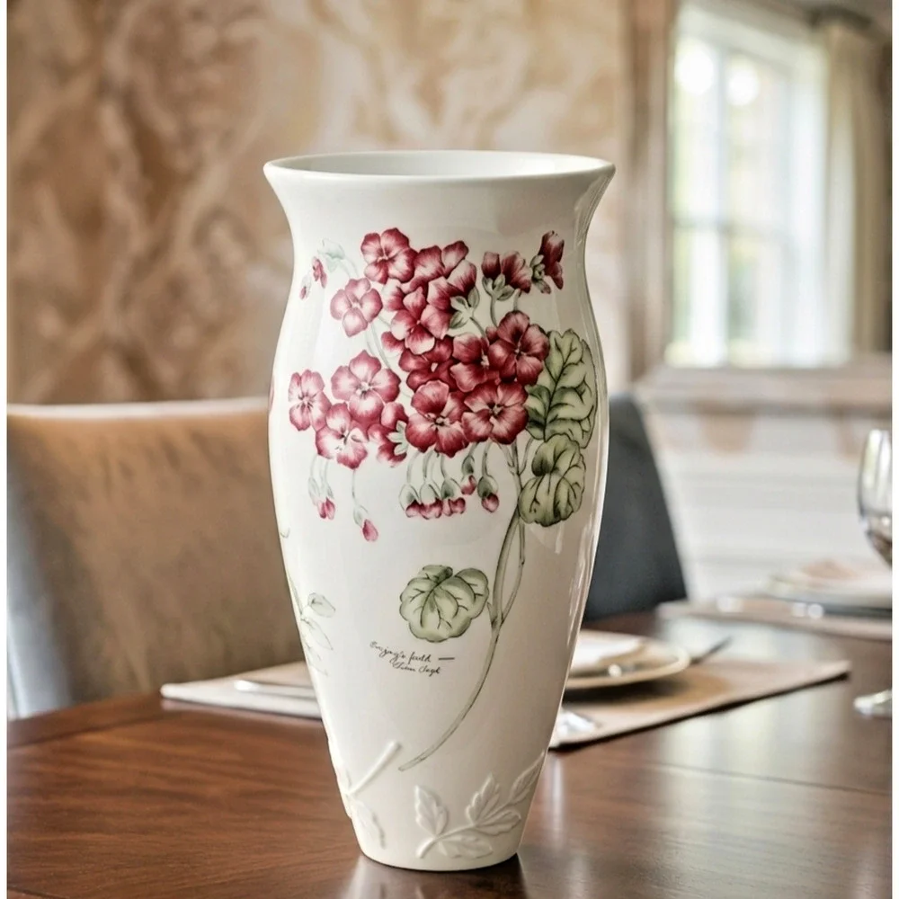 Lenox Artist Sketchbook Large Vase 11
